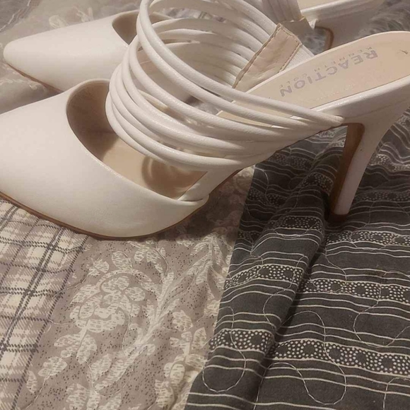 Shoes - Picture 2 of 2